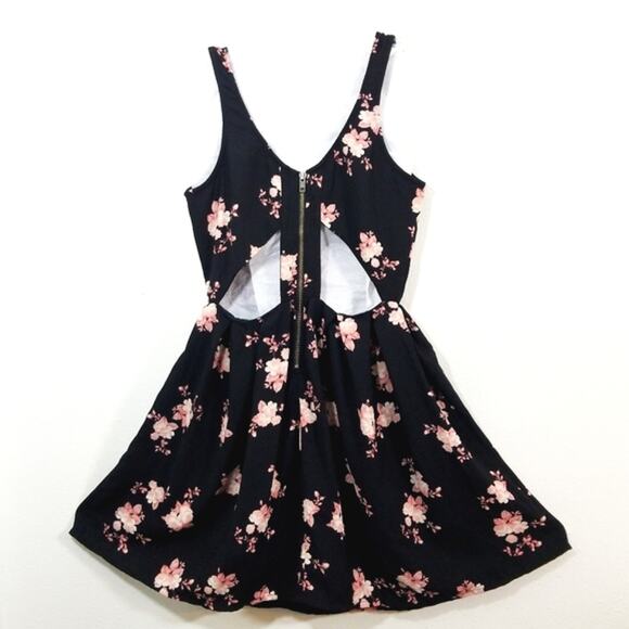 Empyre Floral cutout zipper detailing mini dress S - Picture 2 of 9